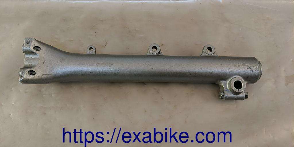 lower fork case, right Yamaha XV 750 Virago - photo 2