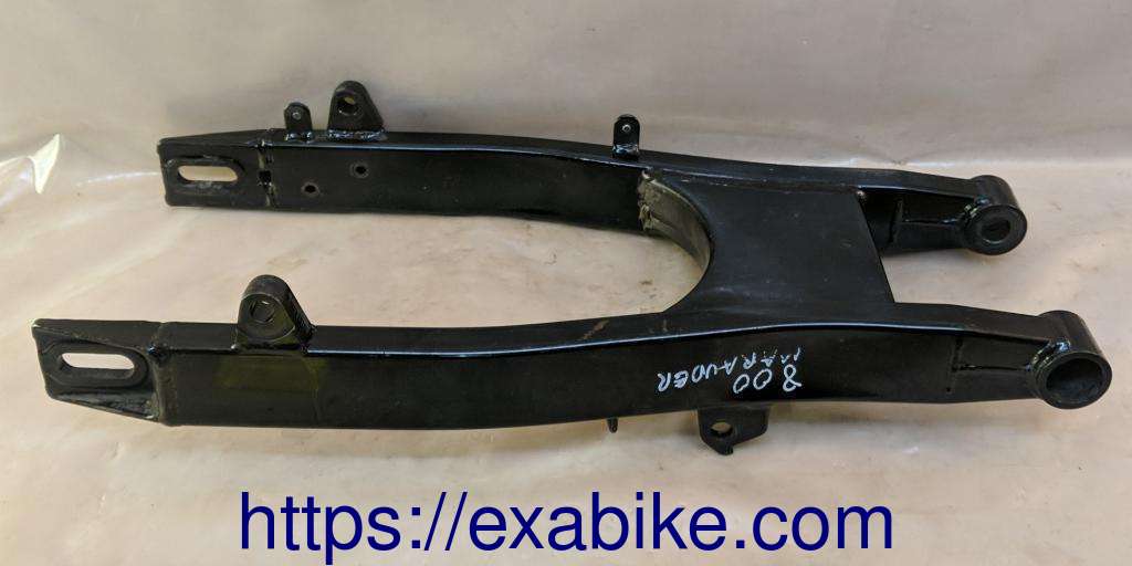 swingarm Suzuki VZ 800 Marauder - photo 3