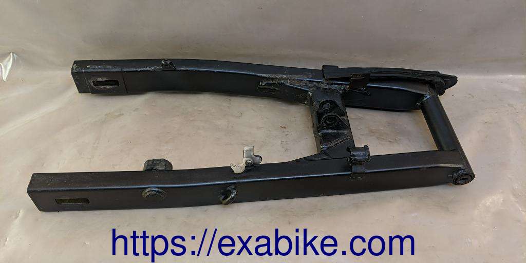 swingarm Honda CBR 125 - photo 2