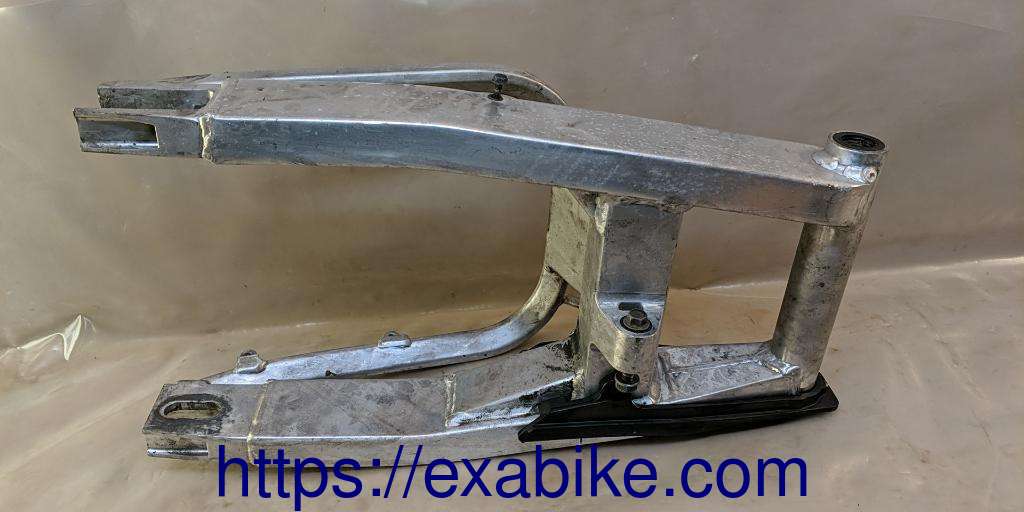 swingarm Honda CBR 900 - photo 3