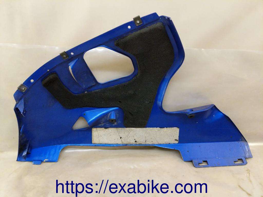 lower cowl, right Yamaha R6 - photo 3