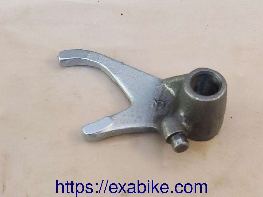 gearshift fork Yamaha TDR 125 - photo 1