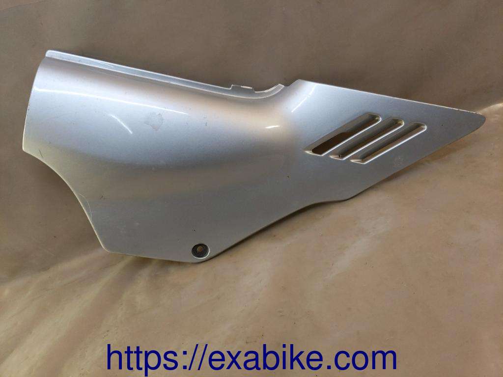 side cover, right Honda VF1000F - photo 1