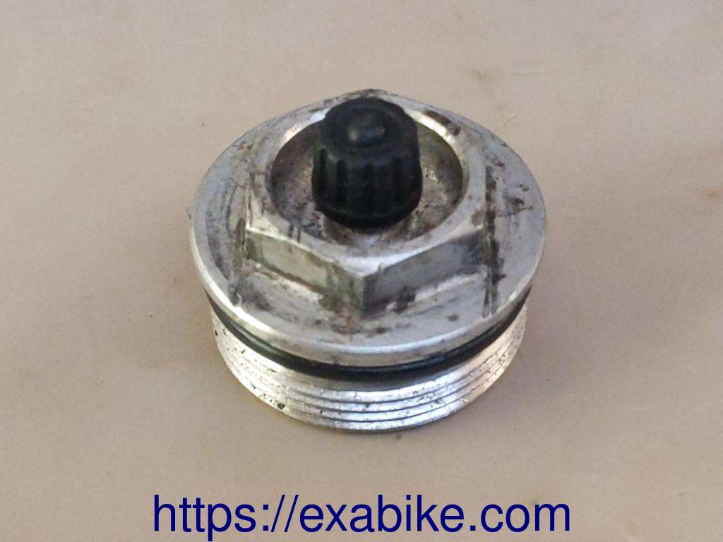 front fork tube cap Honda VFR 750 - photo 1