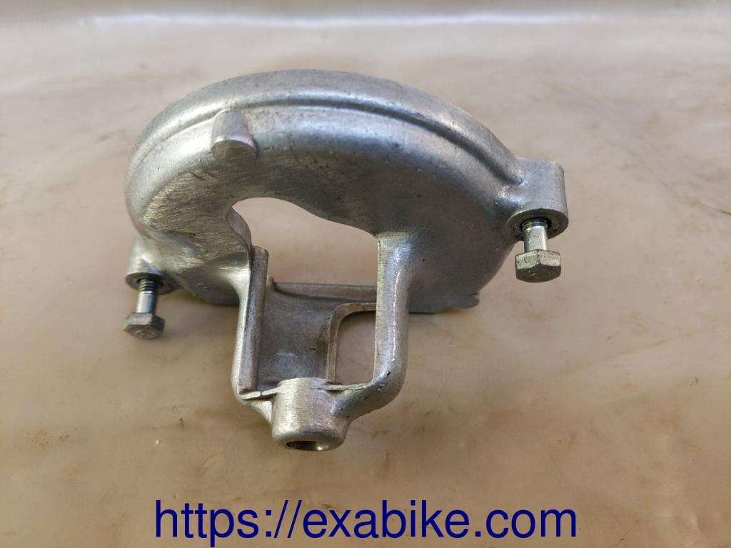 oil pump cover Honda XLS 125 - photo 2