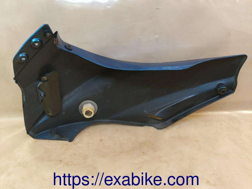 upper cowling, right Suzuki 600 Bandit - photo 3