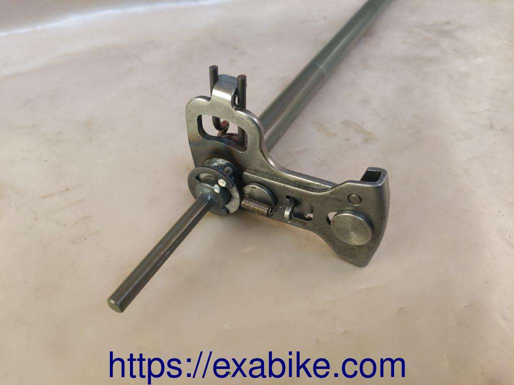 axe de sélection Kawasaki Z 750 - photo 3