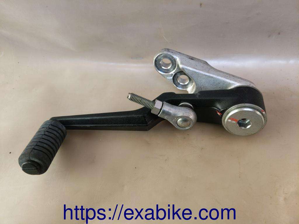 gear change pedal Suzuki GSXR 1000 - photo 1