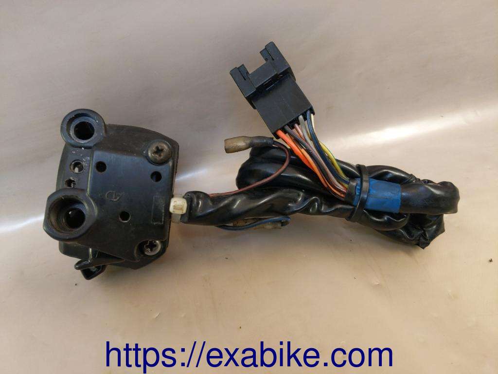 handle switch, right Suzuki 250 Burgman - photo 2