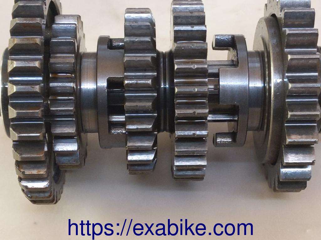 gearbox secondary shaft Hyosung GT 125 COMET - photo 2