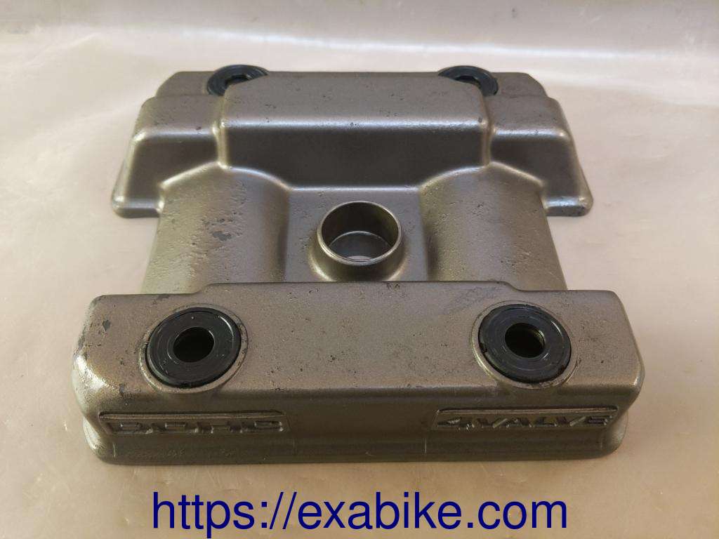 cylinder head cover Hyosung GT 125 COMET - photo 1