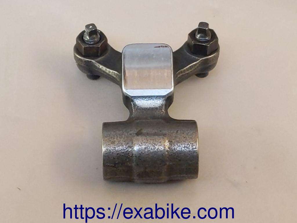 culbuteur Suzuki GSXR 750 - photo 1