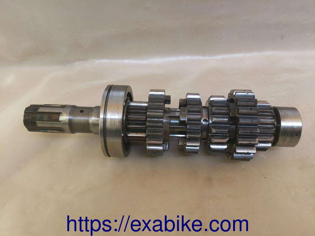 gearbox primary shaft Suzuki GSXR 750 - photo 1