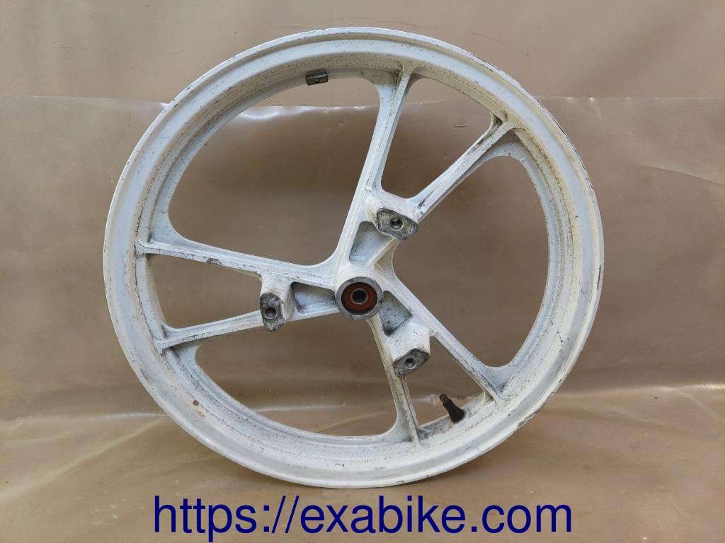 front wheel Suzuki RG 80 - photo 1