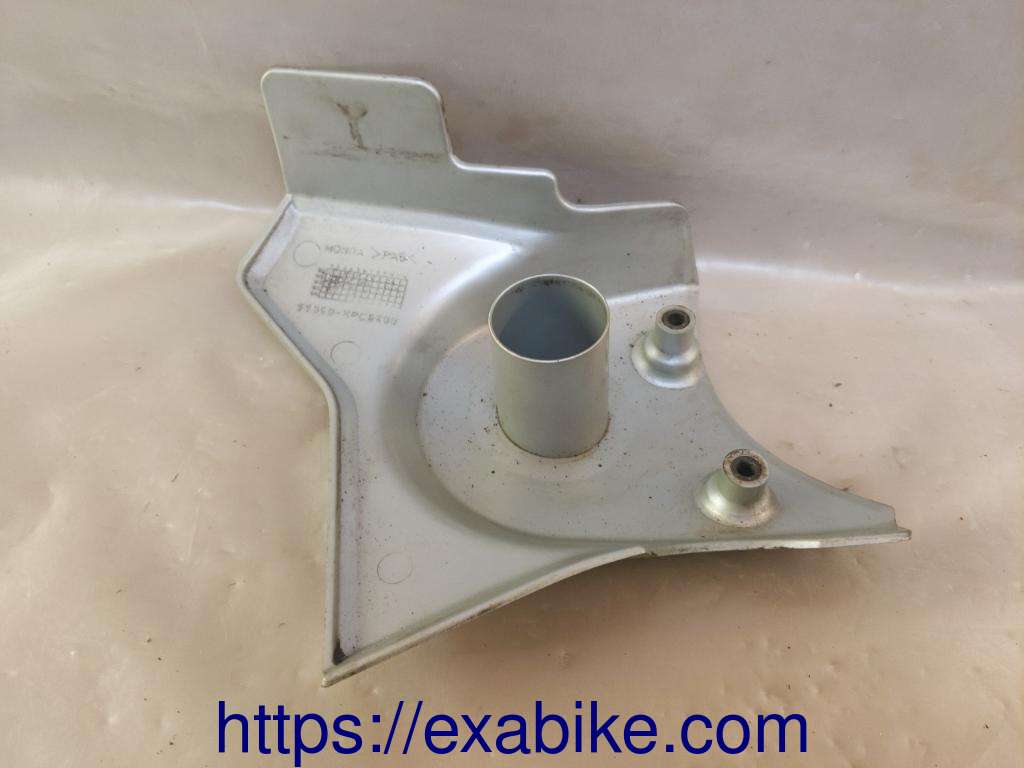 sprocket cover Honda Varadero 125 - photo 2