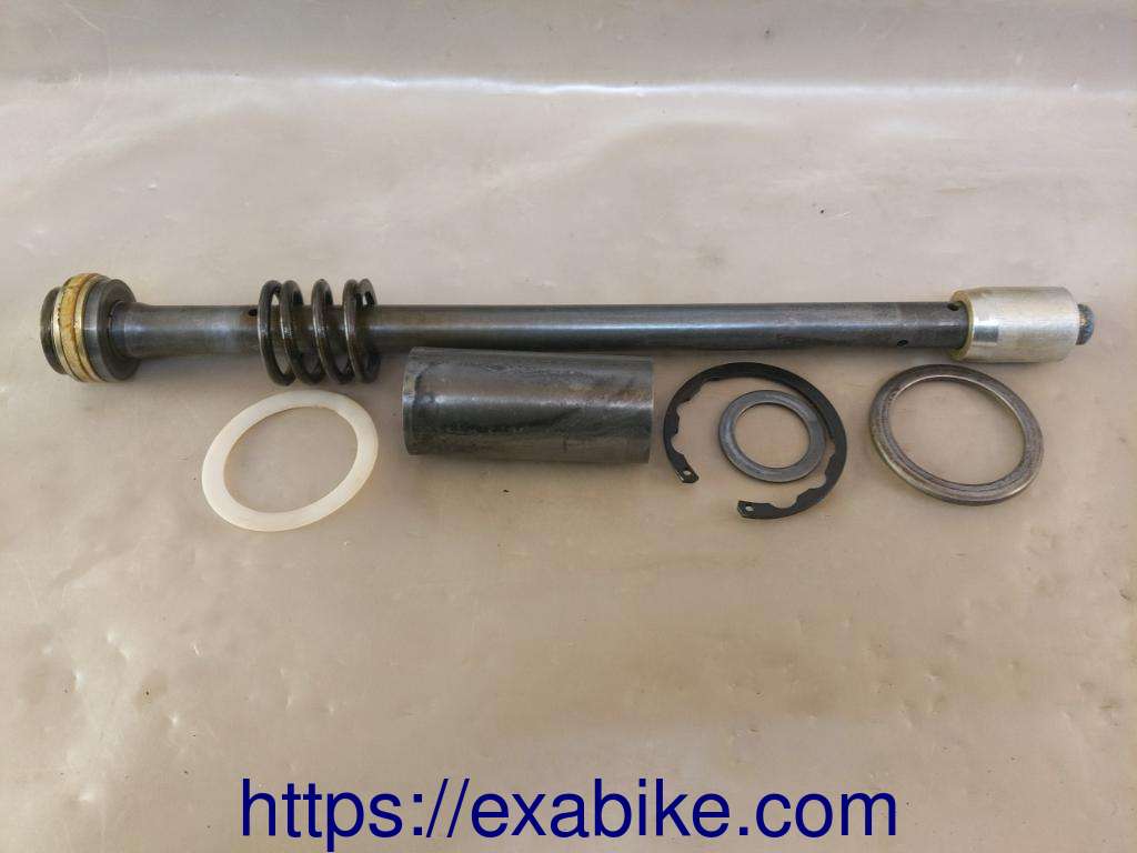 élements internes de fourche Honda XLR 600 - photo 1