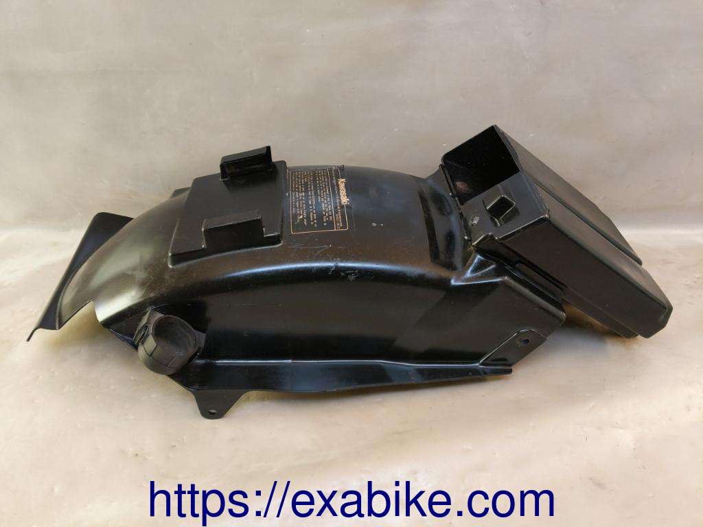 rear fender Kawasaki GPZ 600 R - photo 1