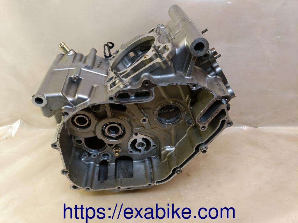crankcase Suzuki SV 650 - photo 2