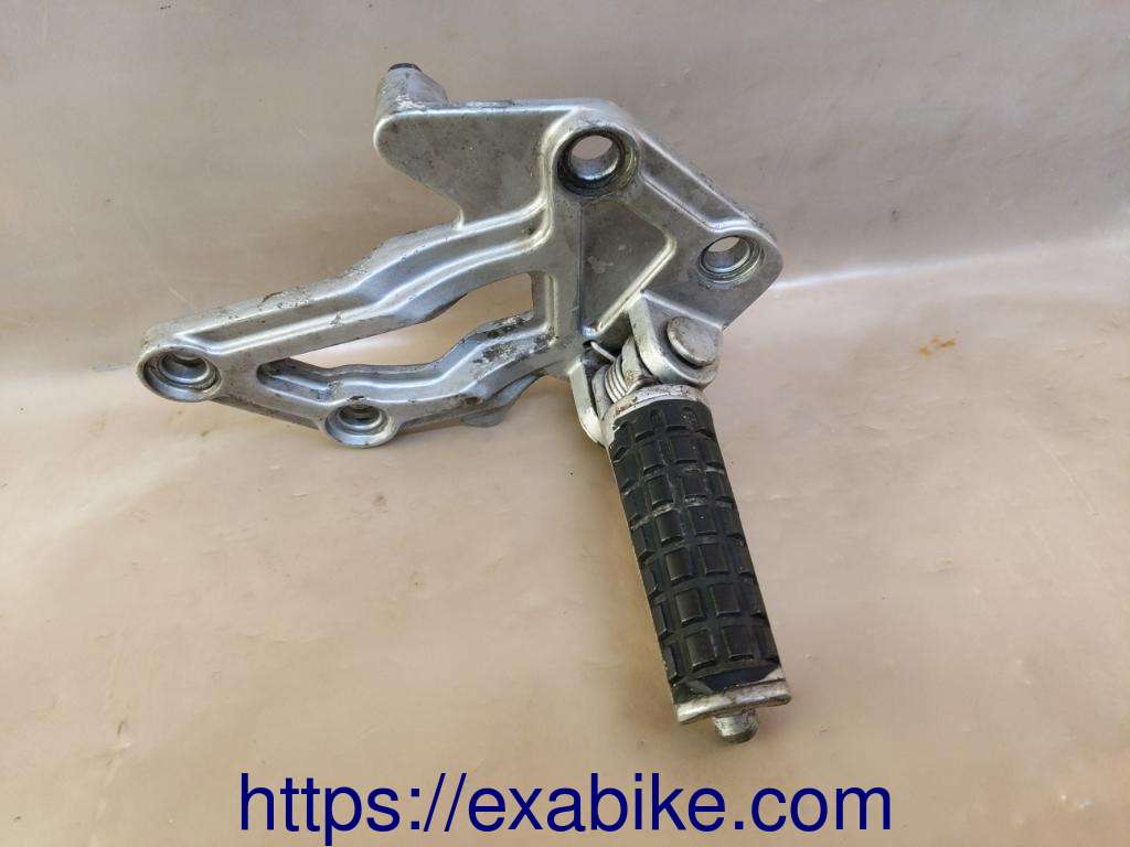 footrest plate, front right Kawasaki GPZ 600 R - photo 1