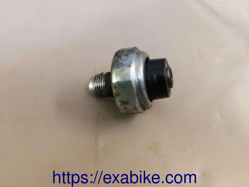 oil pressure switch Suzuki SV 650 - photo 1