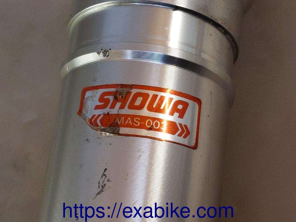 lower fork case, right Honda CBR 900 - photo 3