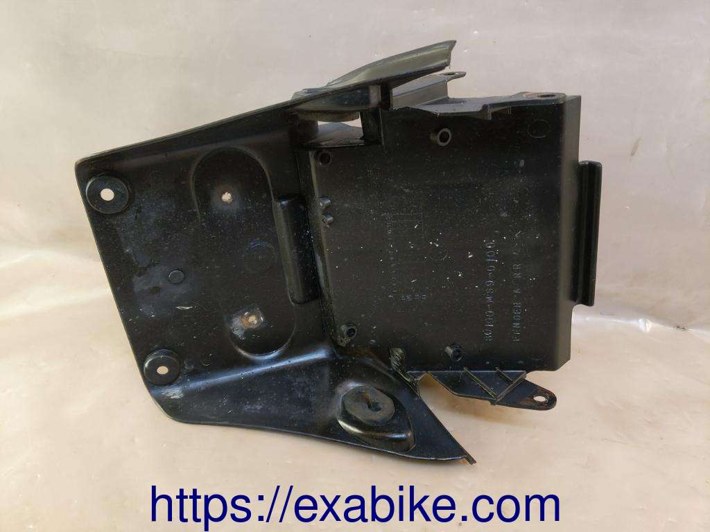 lower fender Honda NTV 650 REVERE - photo 4