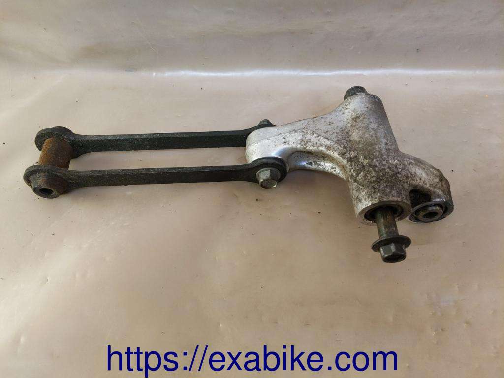 swingarm connecting Suzuki 250 Burgman - photo 1