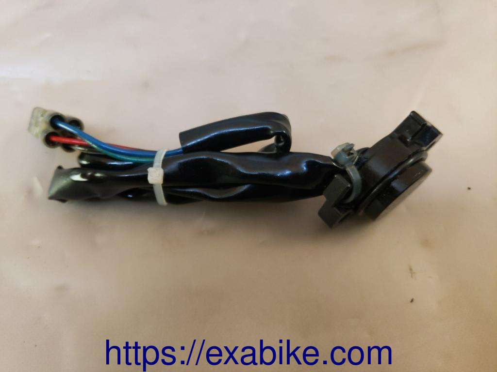 switch Kawasaki GPZ 600 R - photo 1