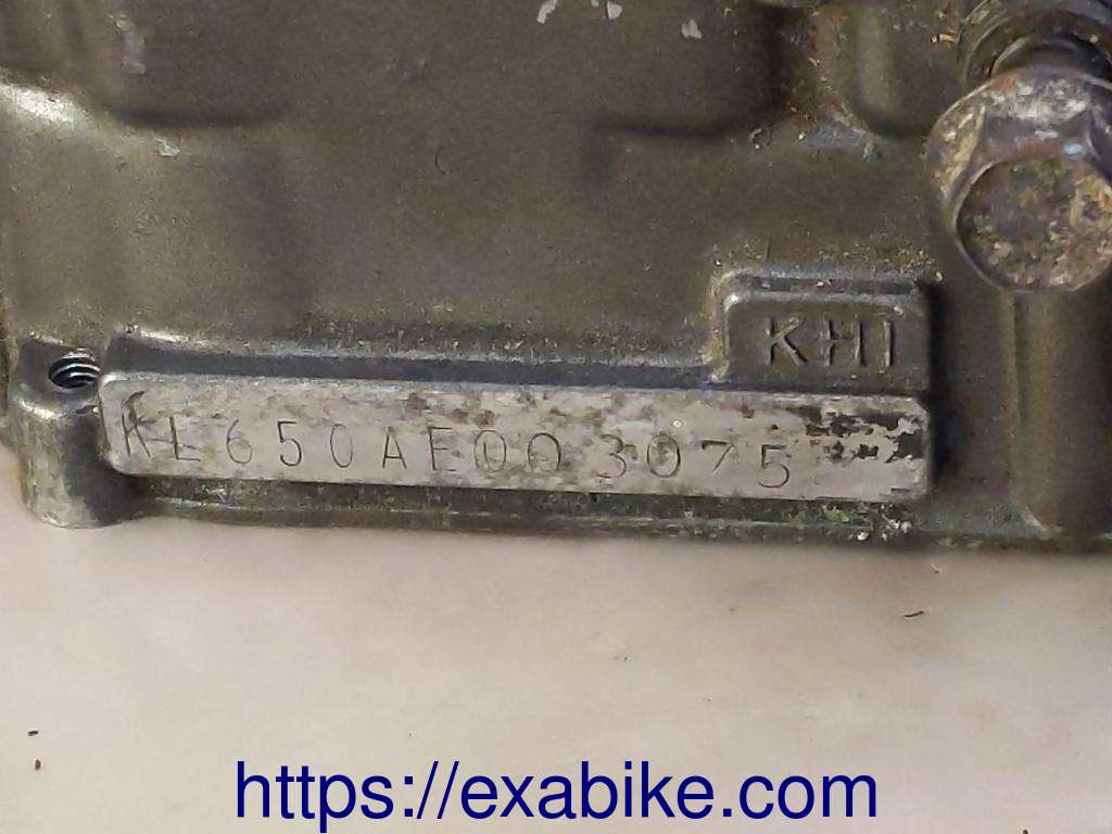 crankcase, right Kawasaki KLR 650 - photo 3