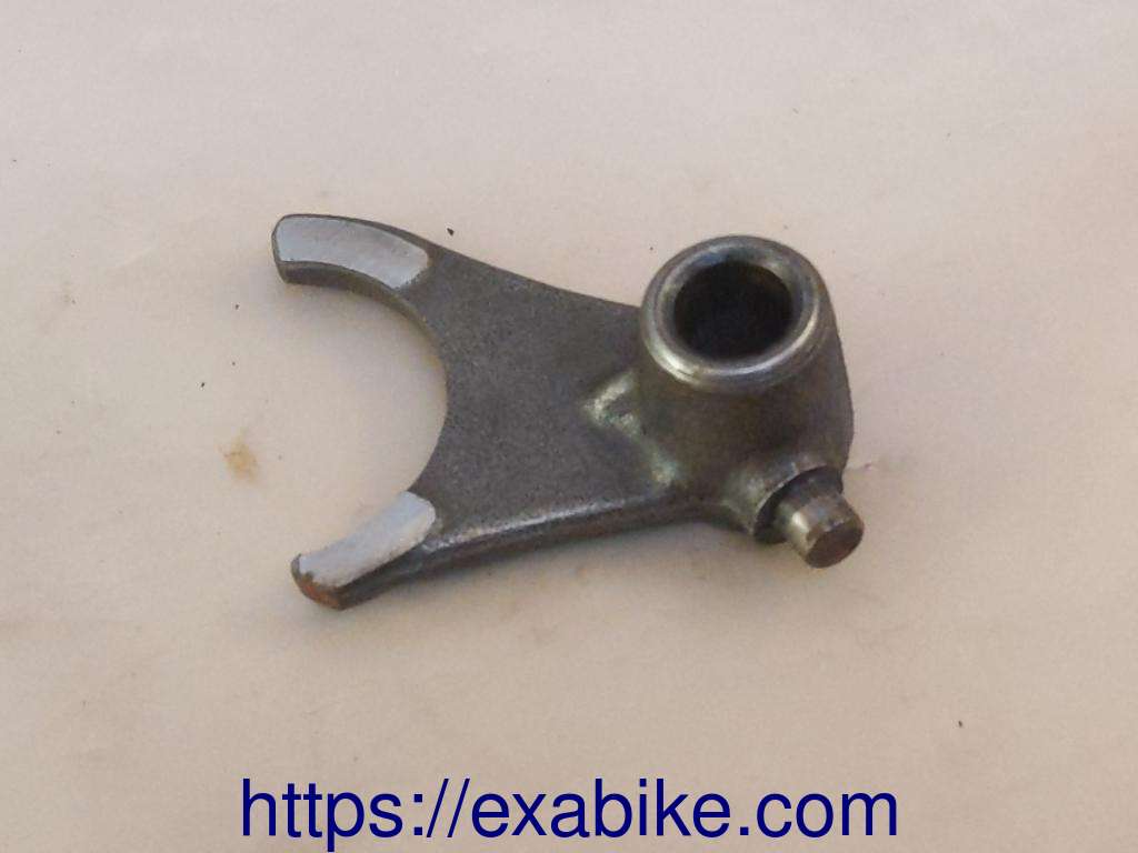 gearshift fork Suzuki TS 125 - photo 1