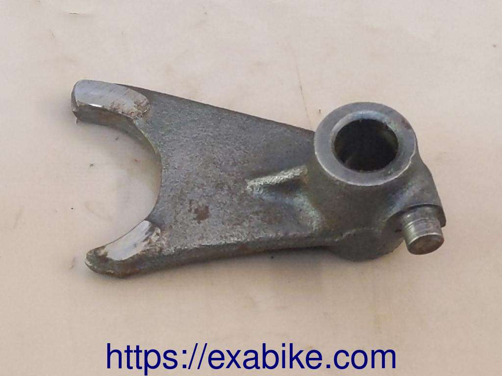 gearshift fork Suzuki TS 125 - photo 1