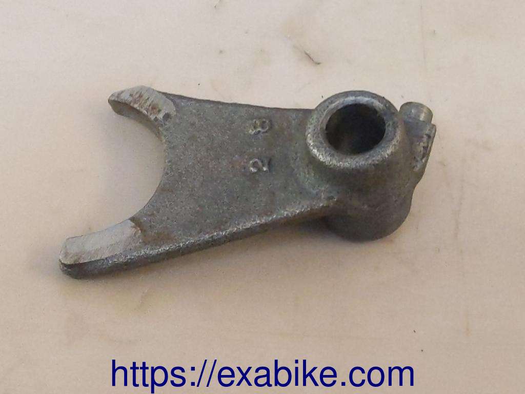 gearshift fork Suzuki TS 125 - photo 2