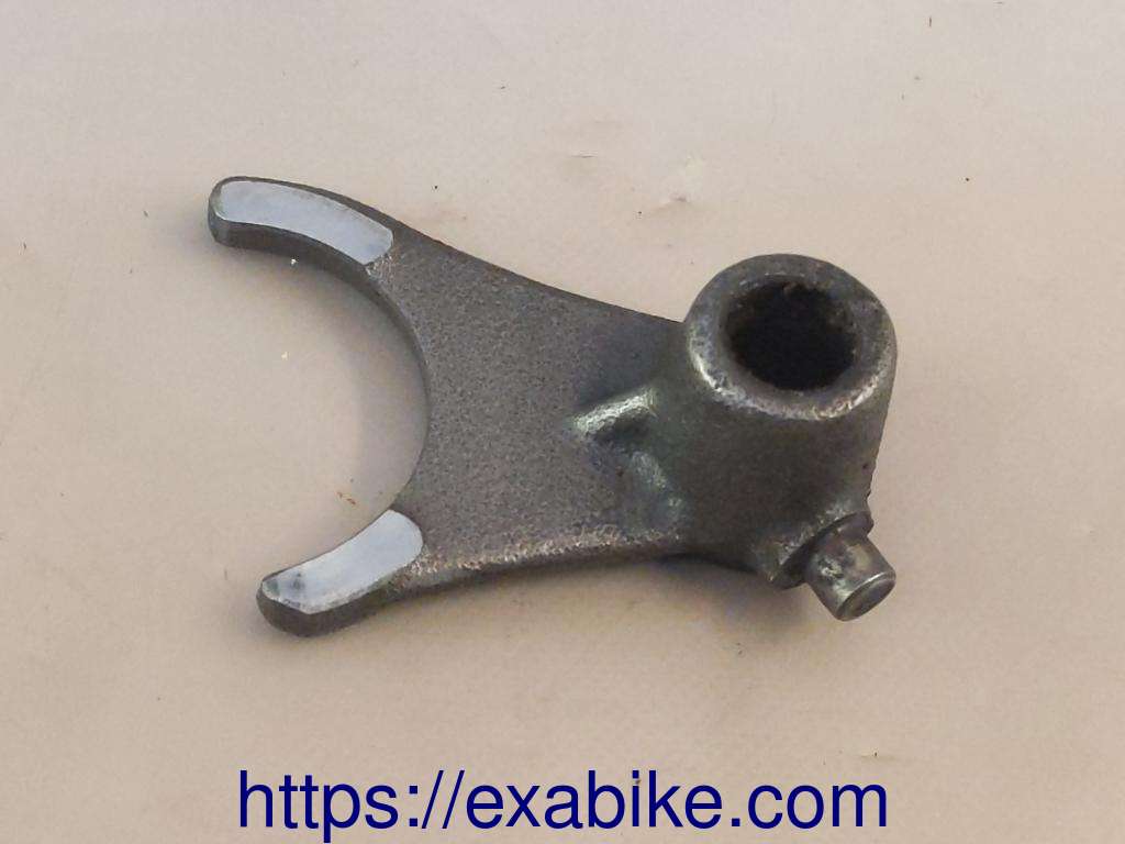 gearshift fork Suzuki TS 125 - photo 1