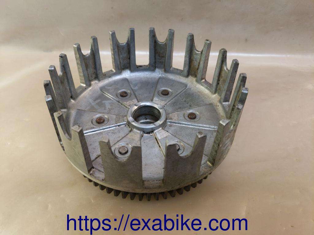 cloche d'embrayage Yamaha XJ 400 - photo 1