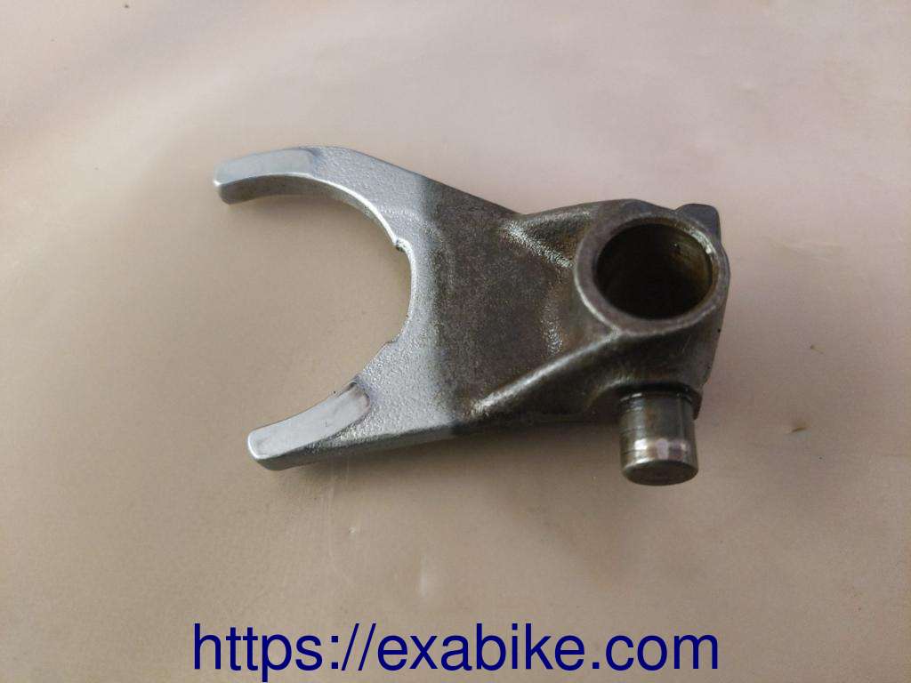 fourchette de boite Kawasaki GT 750 - photo 2