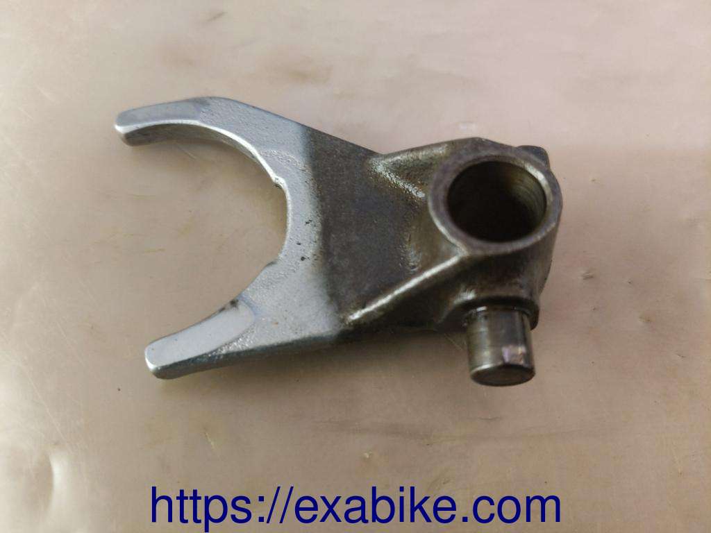 fourchette de boite Kawasaki GT 750 - photo 2