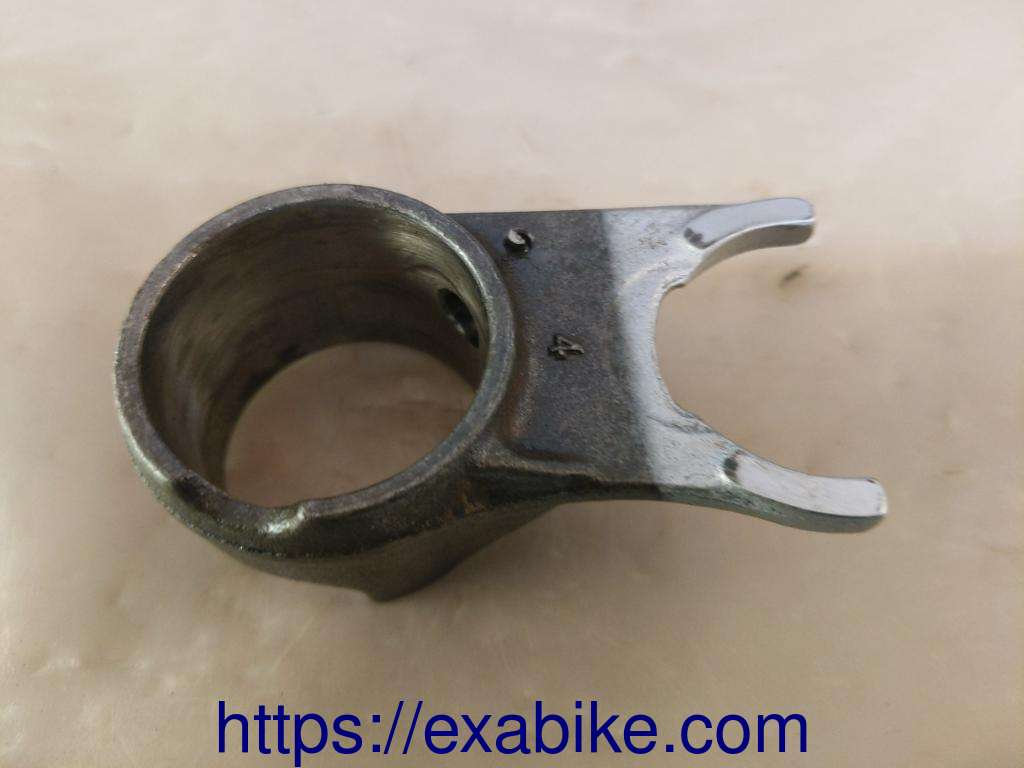 fourchette de boite Kawasaki GT 750 - photo 2