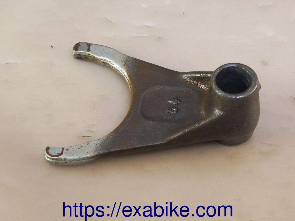 gearshift fork Kawasaki ZXR 750 Stinger - photo 1