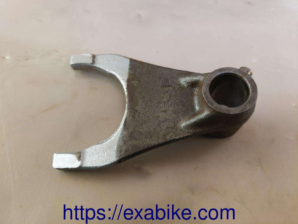 gearshift fork Suzuki GSXR 750 - photo 2