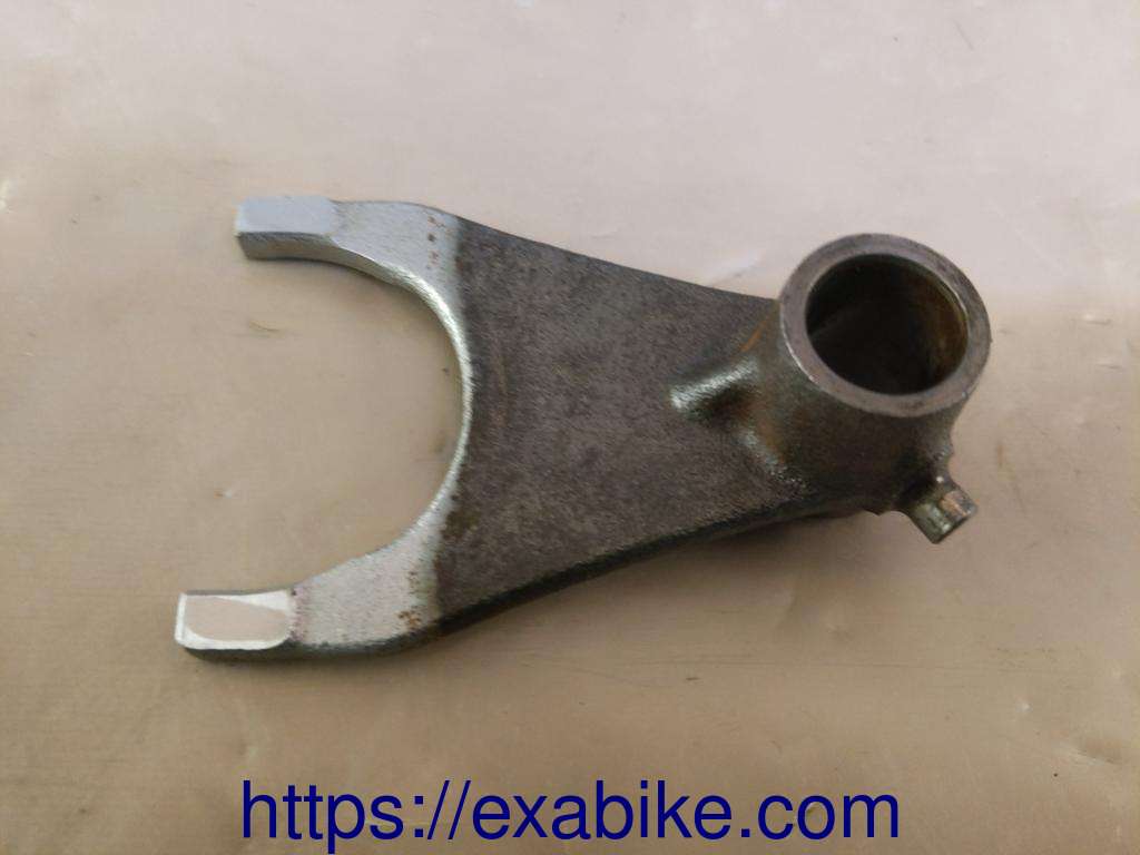 gearshift fork Suzuki GSXR 750 - photo 1