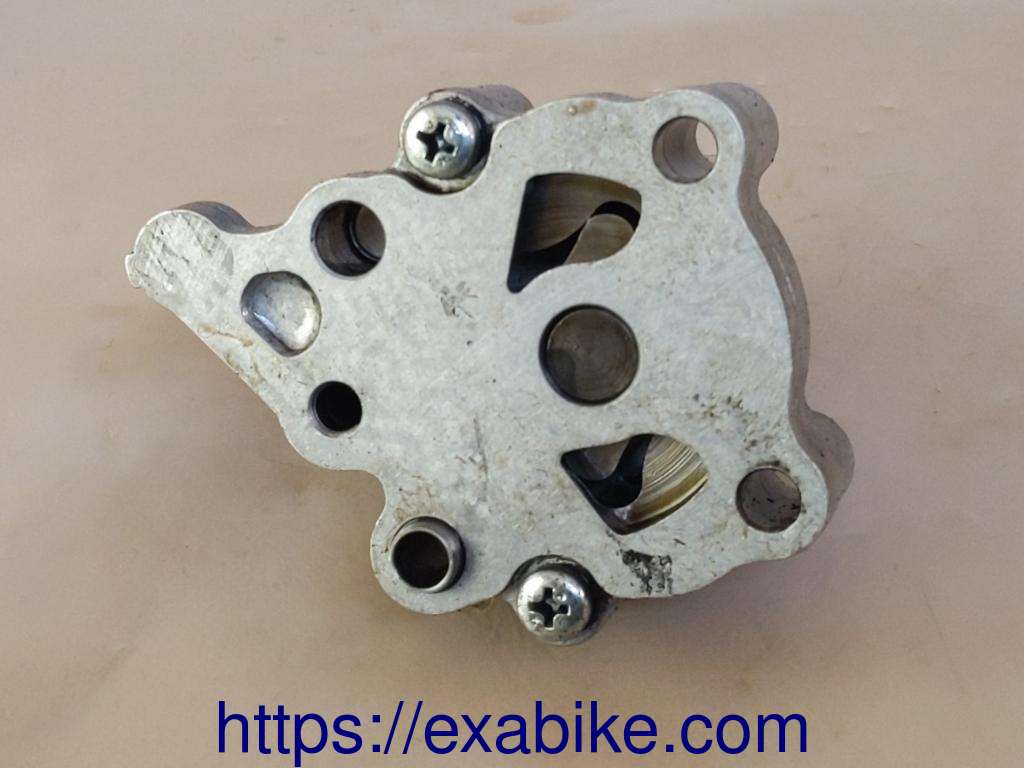 oil pump Honda CB250T - photo 2