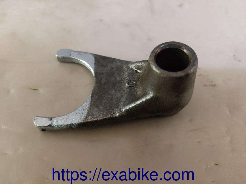 gearshift fork, center Honda XLR 250 - photo 1