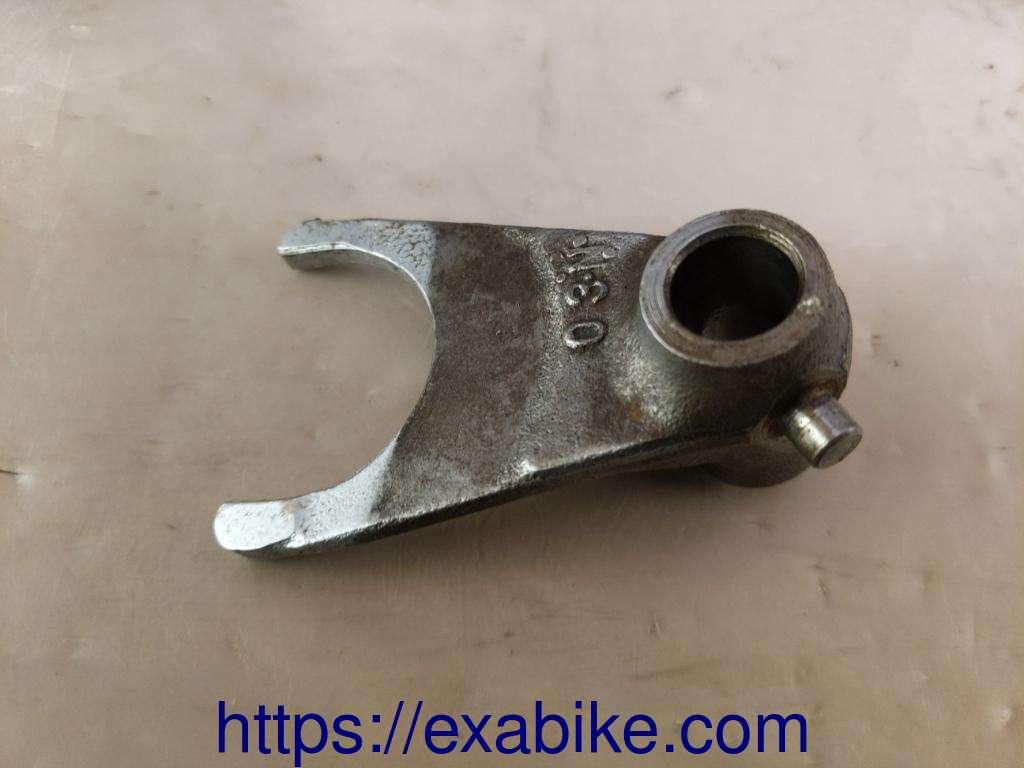 gearshift fork, center Honda XLR 250 - photo 2