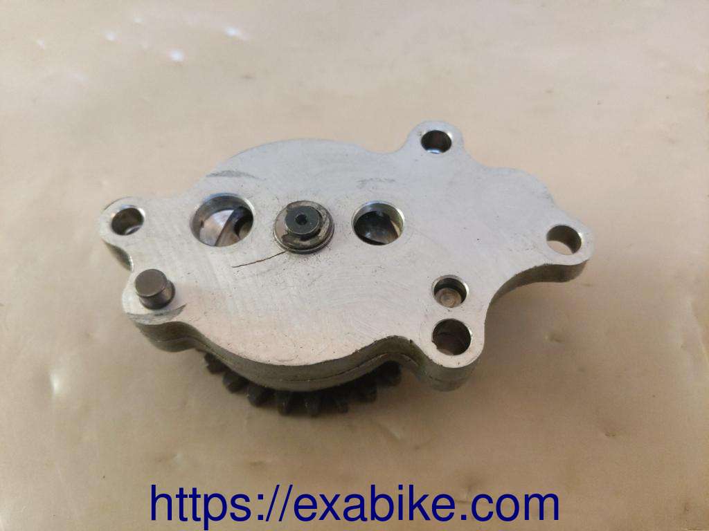 oil pump Kawasaki KZ 400 - photo 2