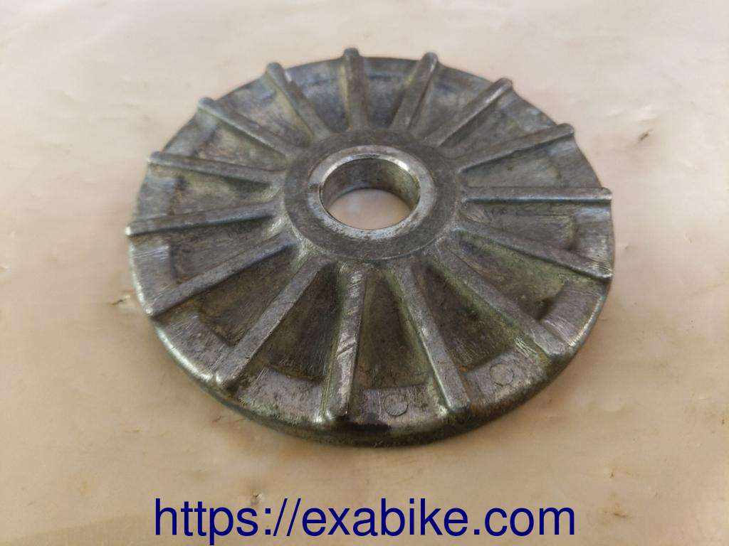 oil filter cover Kawasaki KZ 400 - photo 1
