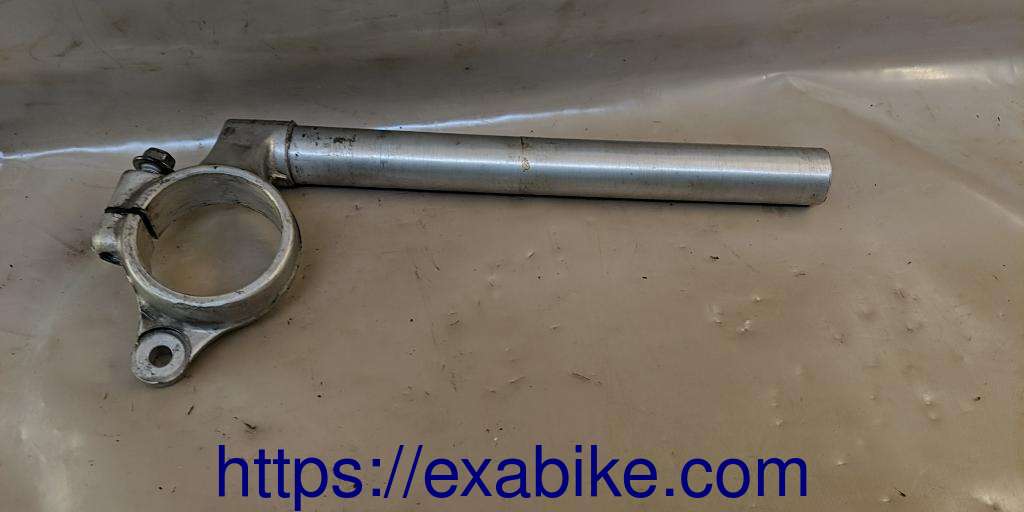 guidon droit Suzuki GSXR 600 - photo 1