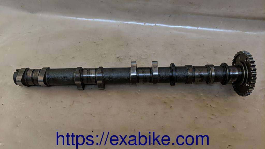 camshaft, exhaust Suzuki GSXR 750 - photo 1
