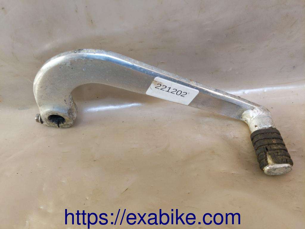brake pedal Suzuki GSXR 1100 - photo 1