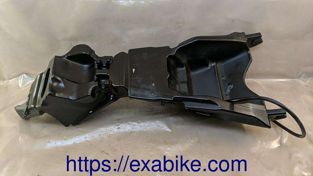 fuel tank Ducati 796 Hypermotard - photo 3
