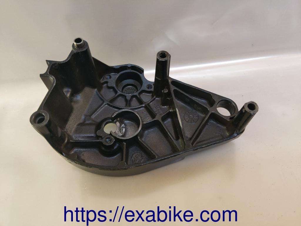 carter de sortie de boite Suzuki GSXR 600 - photo 2